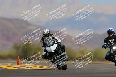 media/Sep-11-2022-SoCal Trackdays (Sun) [[81b7e951af]]/Turn 14 (1130am)/